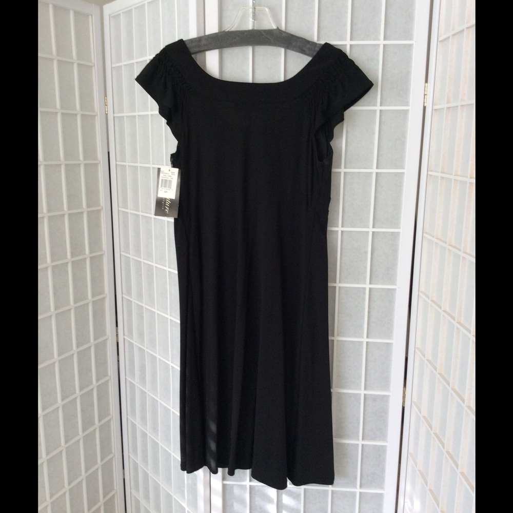 SIGNATURE by Sangria little black dress - Picture 5 of 6